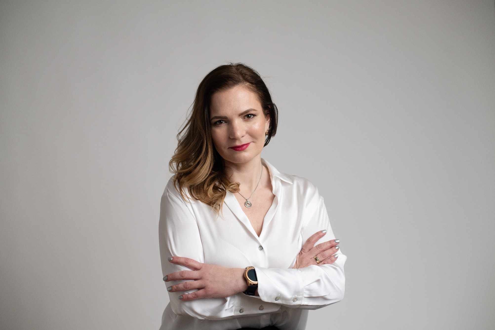  Szabó-Cseszneki Nikolett